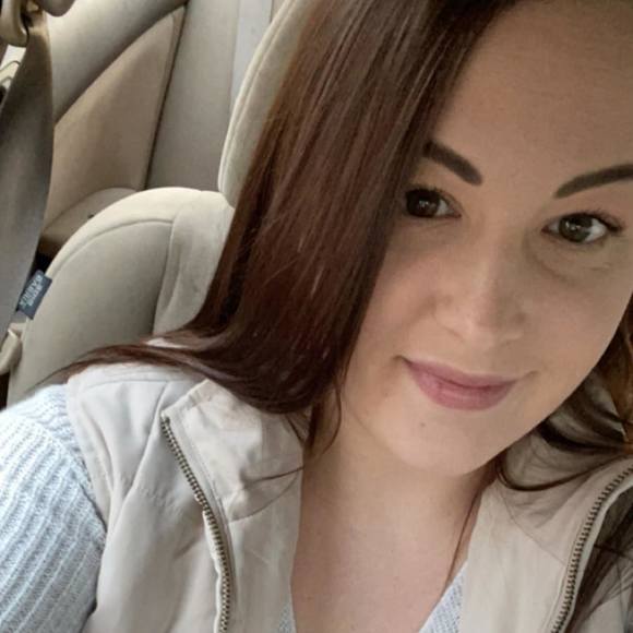 Meet your Posher, Rachel - Picture 1 of 1